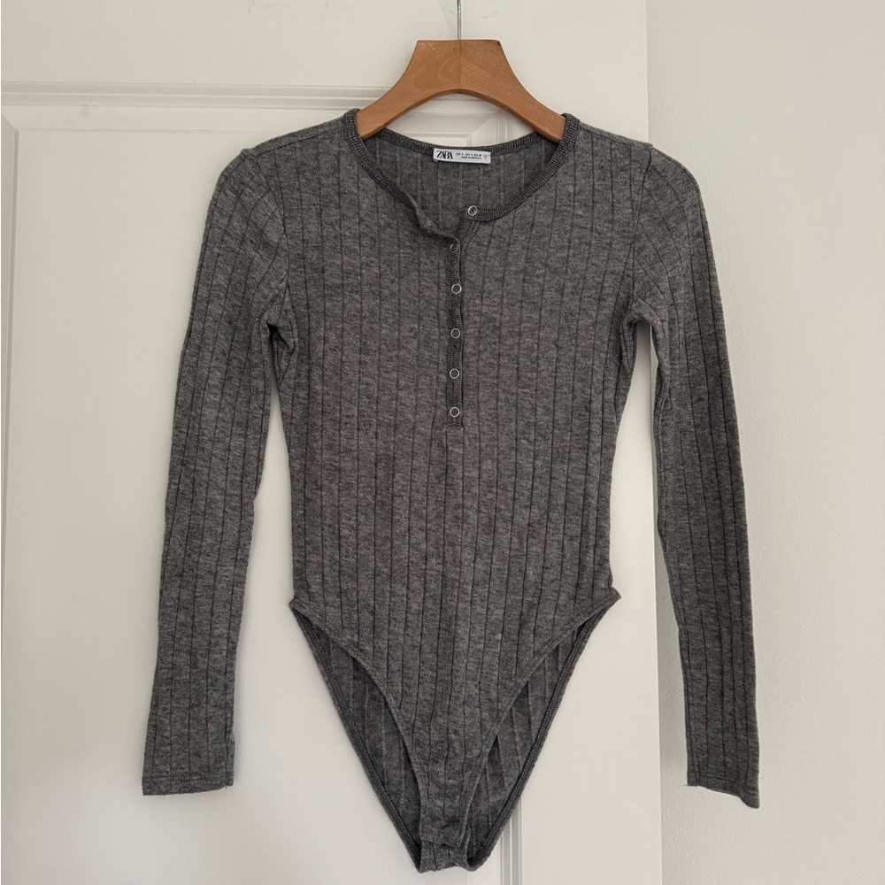 ZARA women’s knit ribbed gray long sleeve snap button bodysuit shirt top SMALL